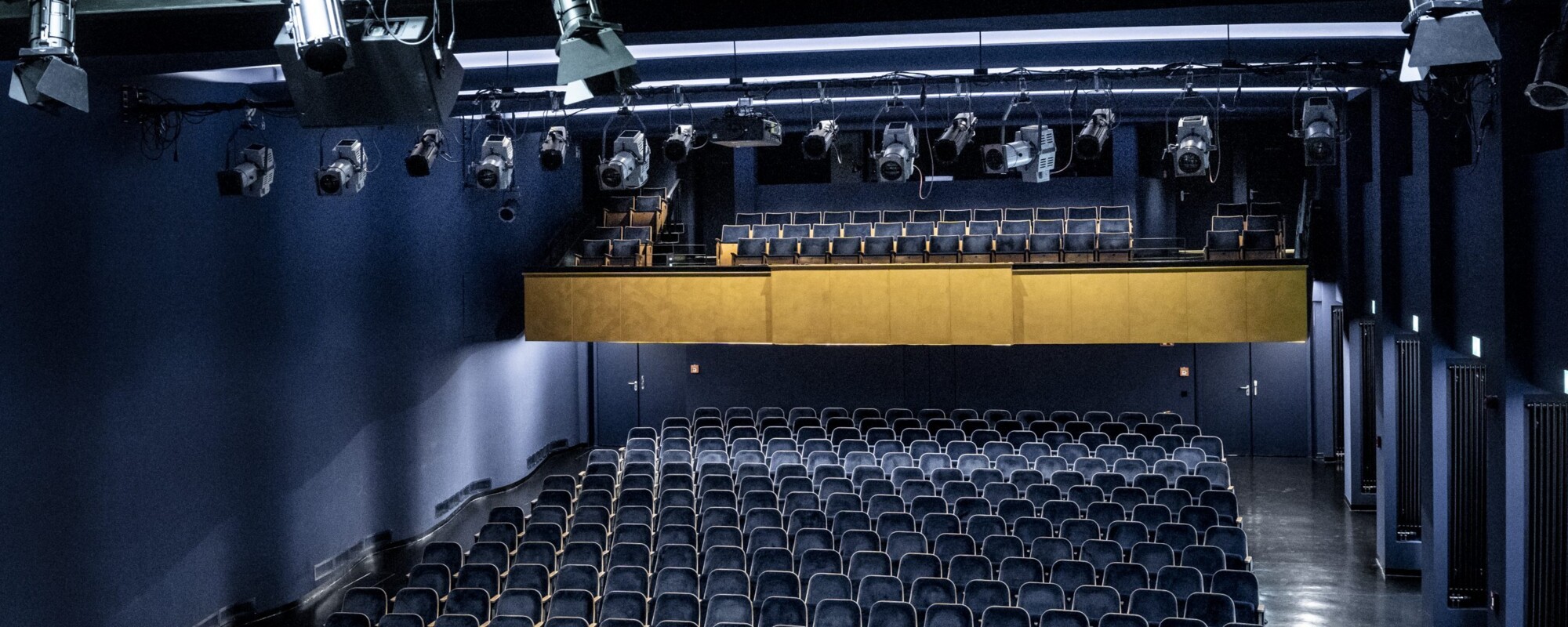 Theatersaal mit Tribüne