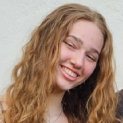 Abigail Hoffmann 
      (sie/ihr)
