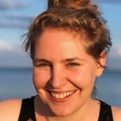 Julia Weidner