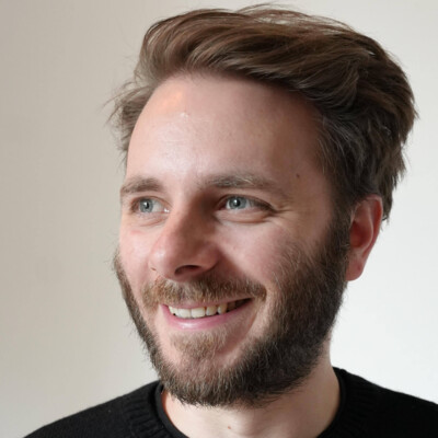 Lukas Günther 
      (er/ihm)