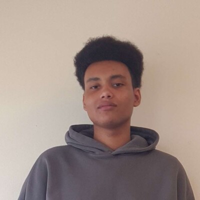 Jibril Mohamed 
      (er/ihm)